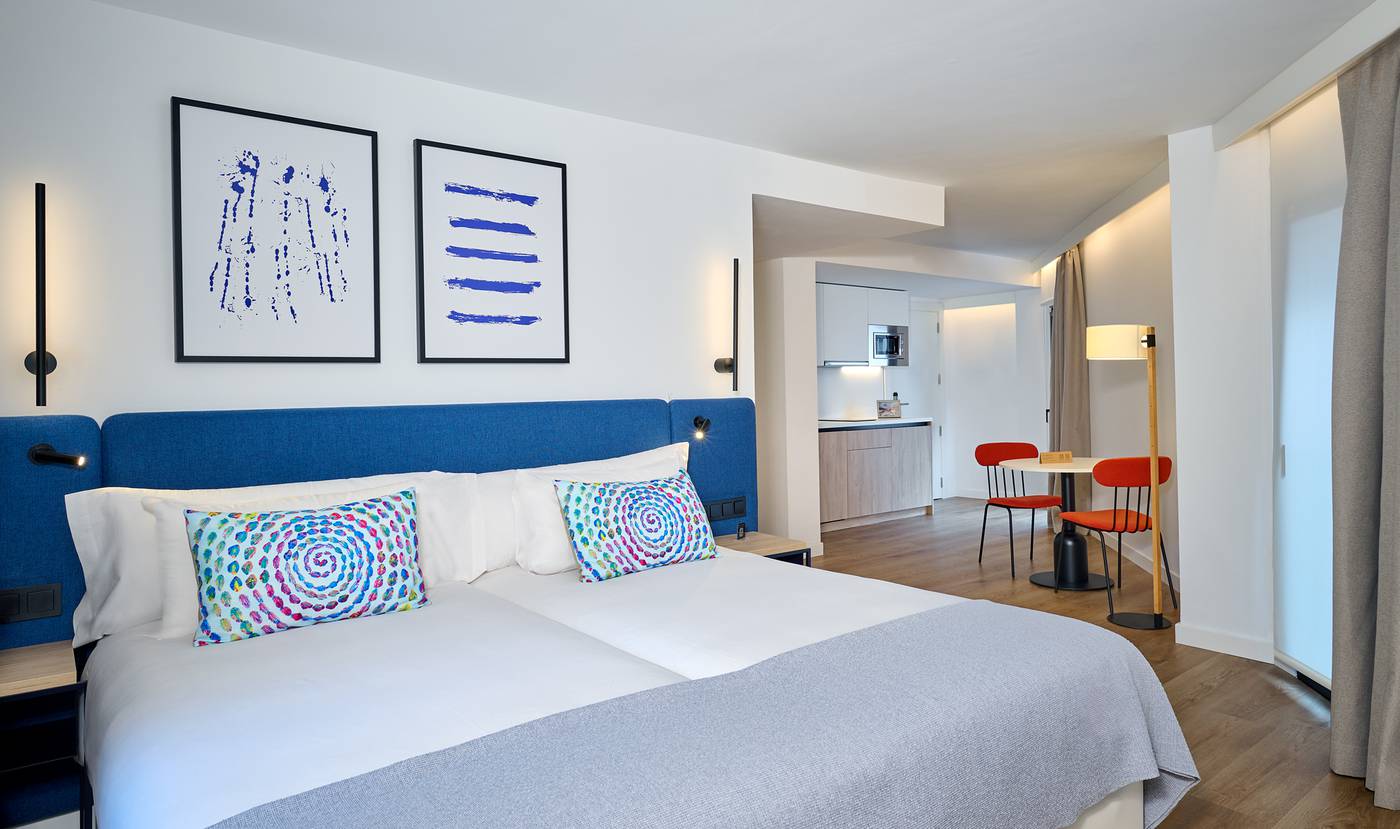 room image 1