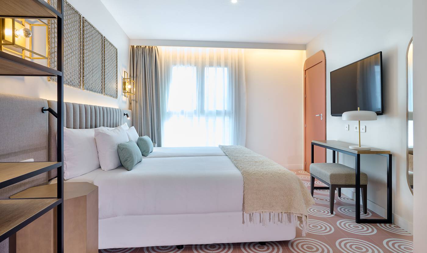 room image 2