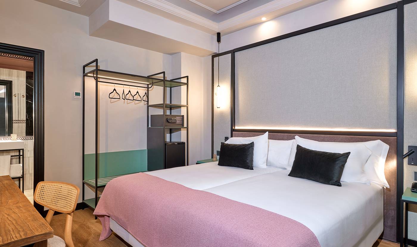room image 2