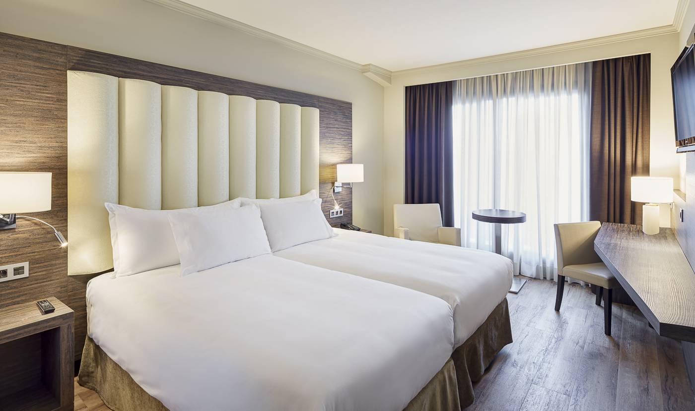 room image 2