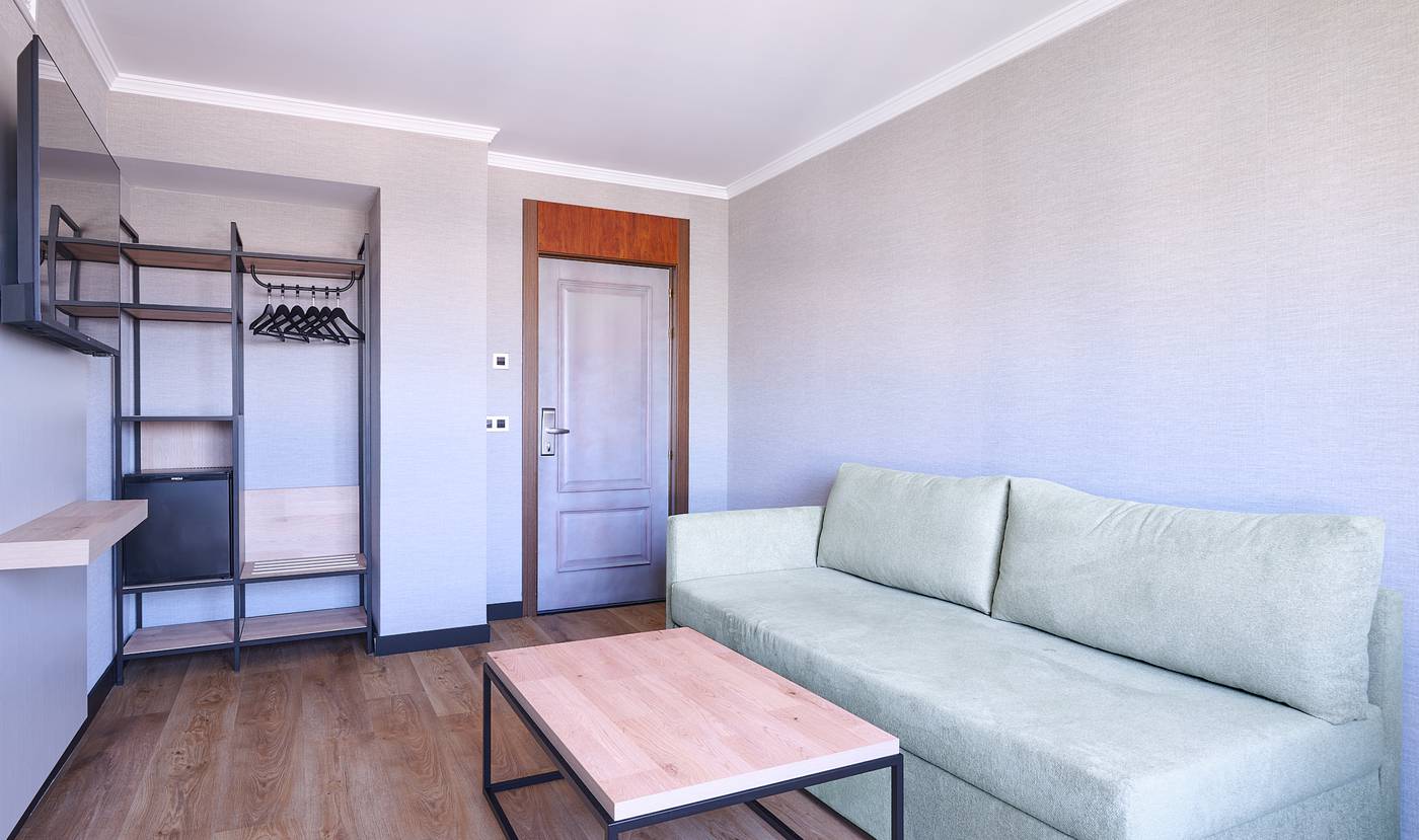 room image 2