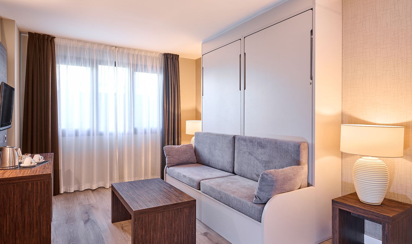 room image 1