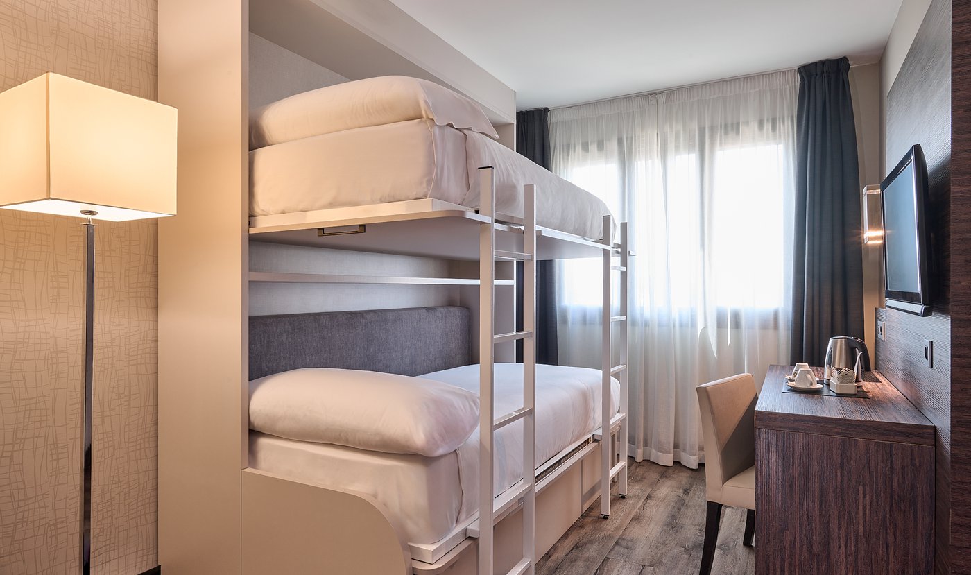 room image 3