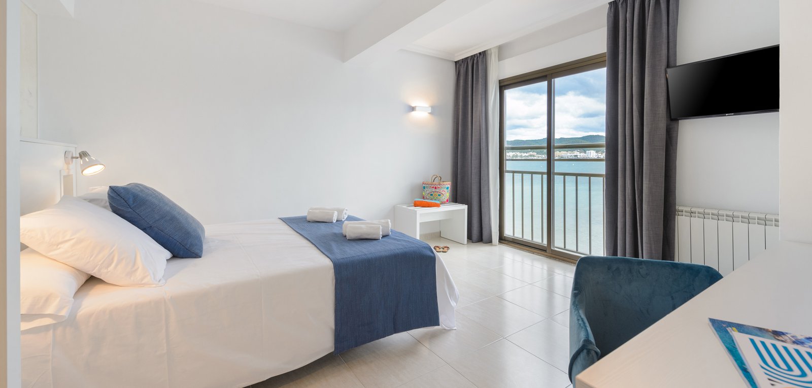 Room image Sea View Ibiza Suite