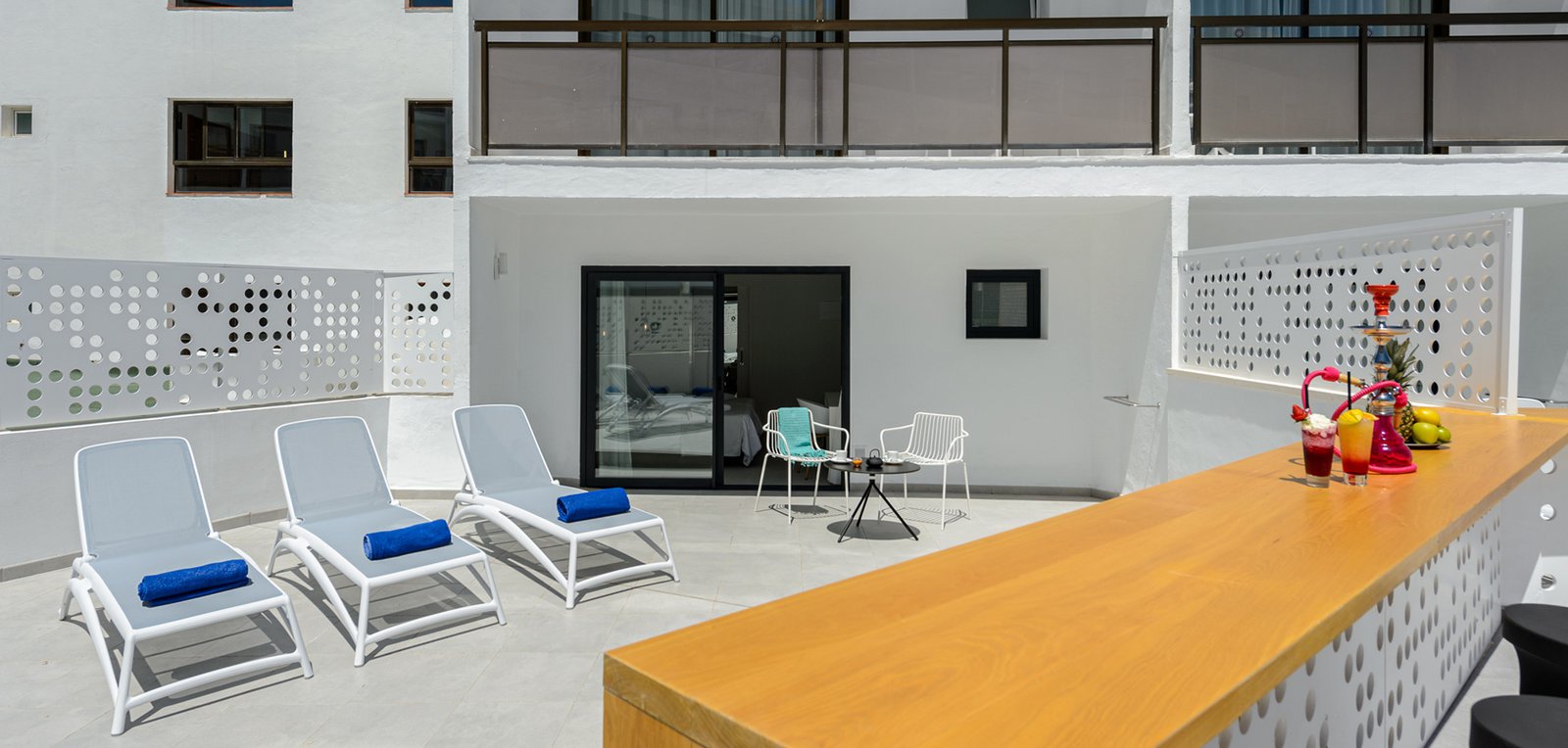 Room image AQUA Terrace Premium Suite.