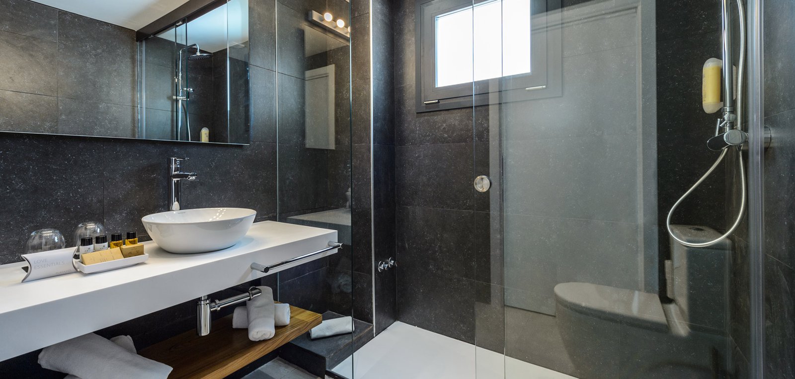 Room image AQUA Terrace Premium Suite.