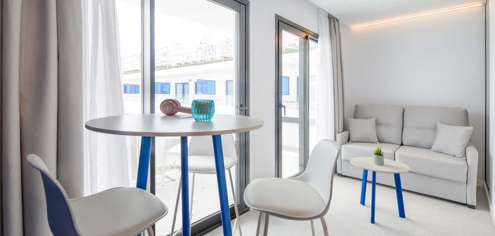 Room image Appartement met 1 slaapkamer met uitzicht op het zwembad