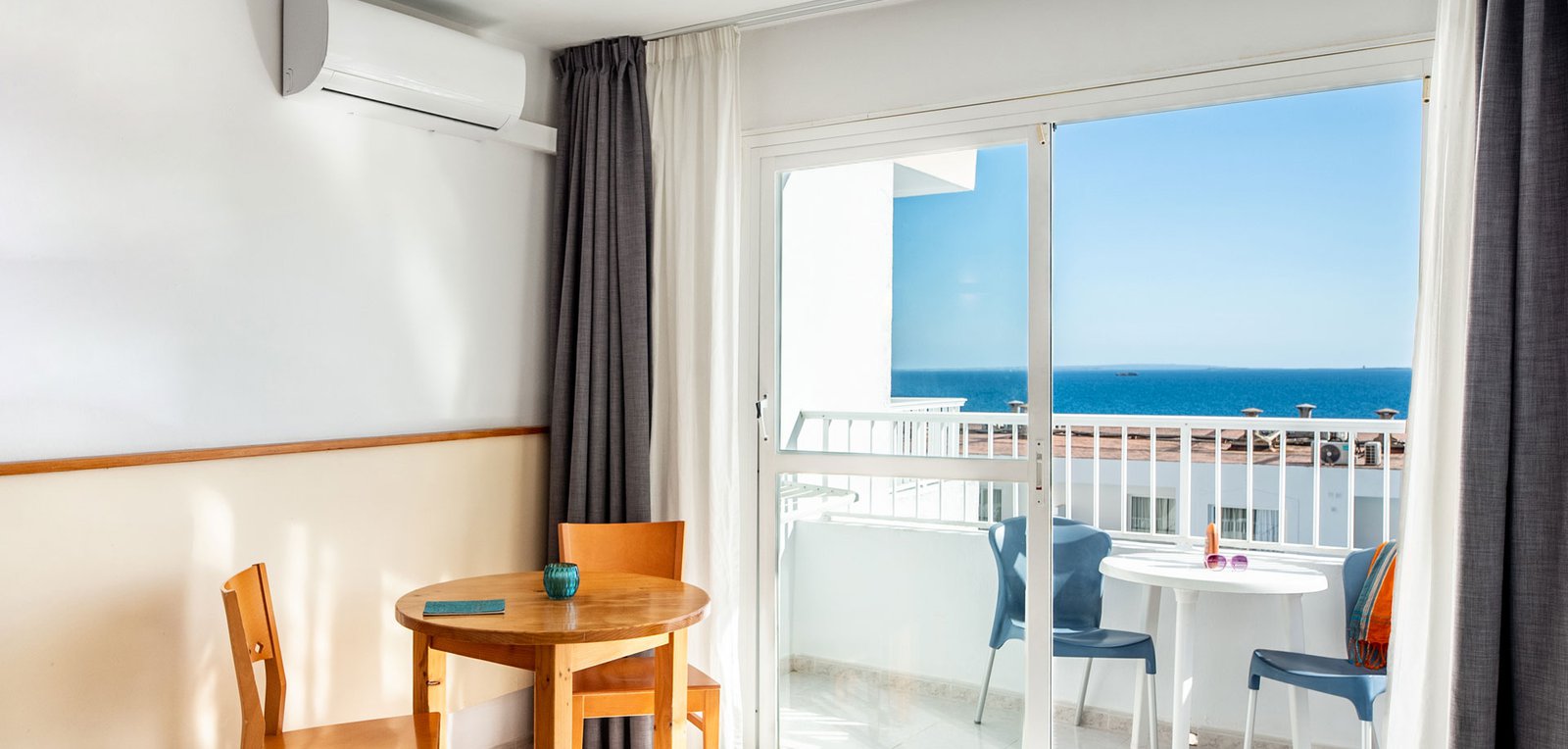 Room image Studio met uitzicht op zee