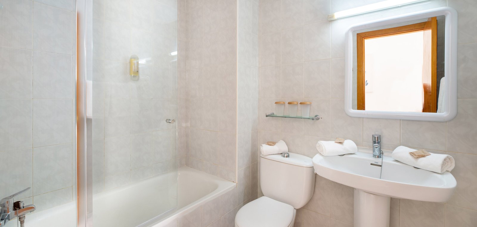 Room image Studio en uitzicht op zee