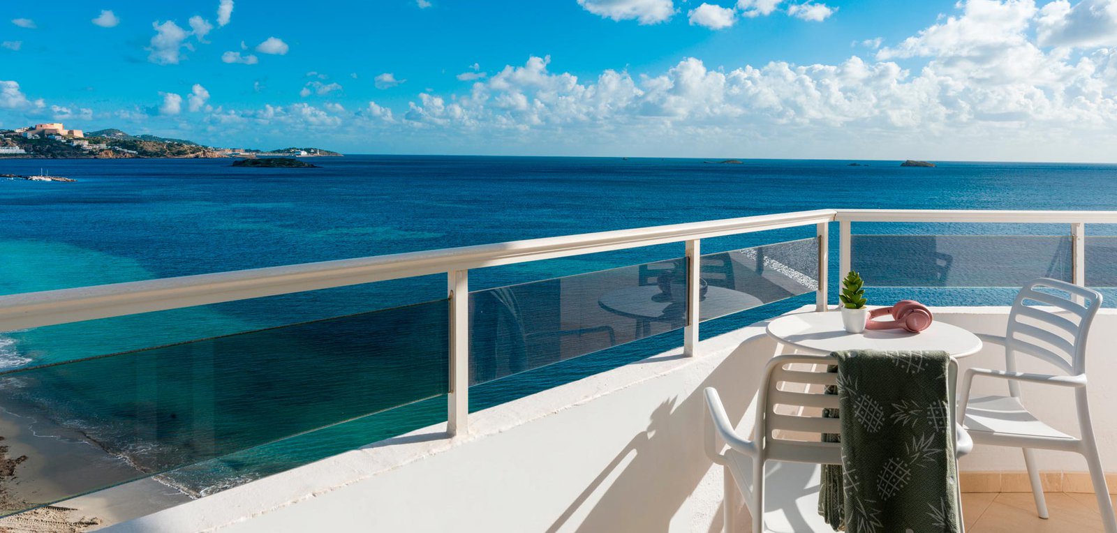 Room image Superior Tweepersoonskamer met uizicht op zee (2 pax)