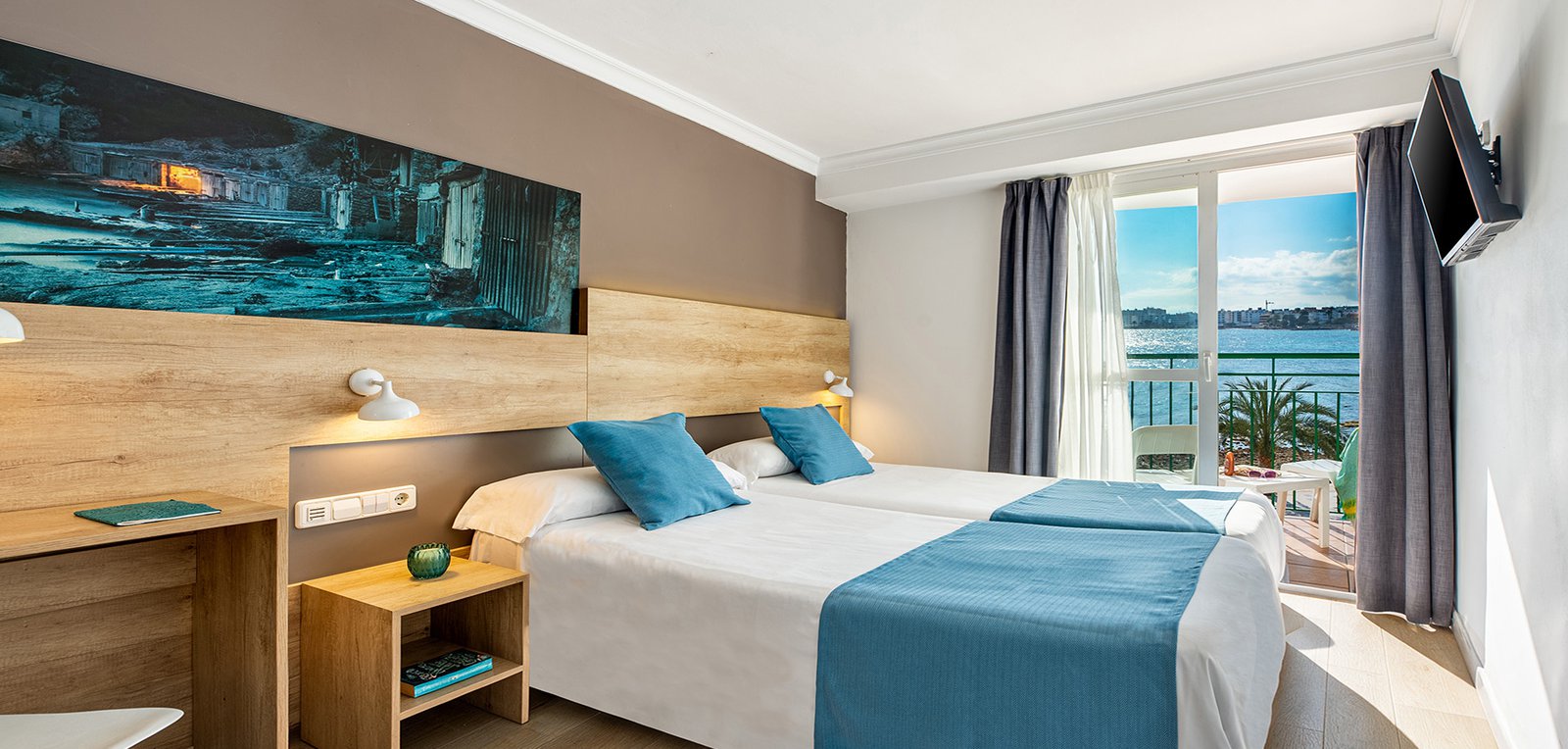 Room image Twin room with sea view