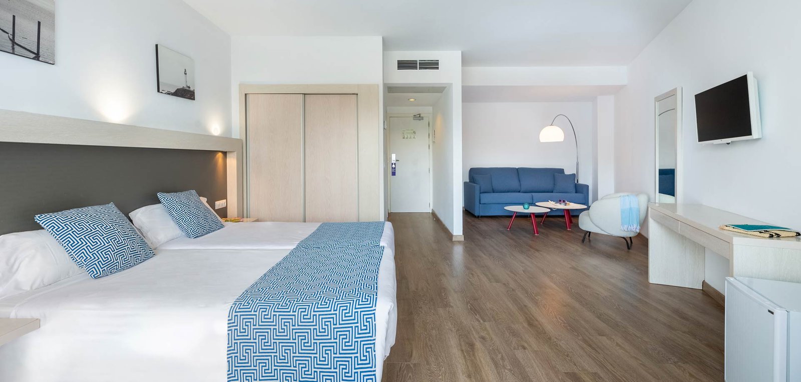 Room image Suite Familiale vue sur la mer