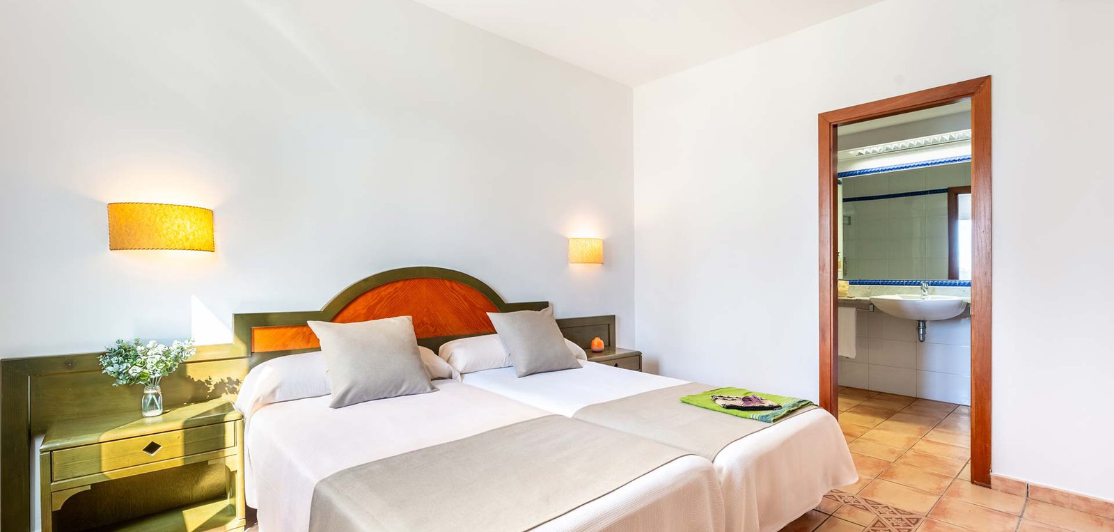 Room image Appartement met 1 slaapkamer met uitzicht op het zwembad (2/4 pax)