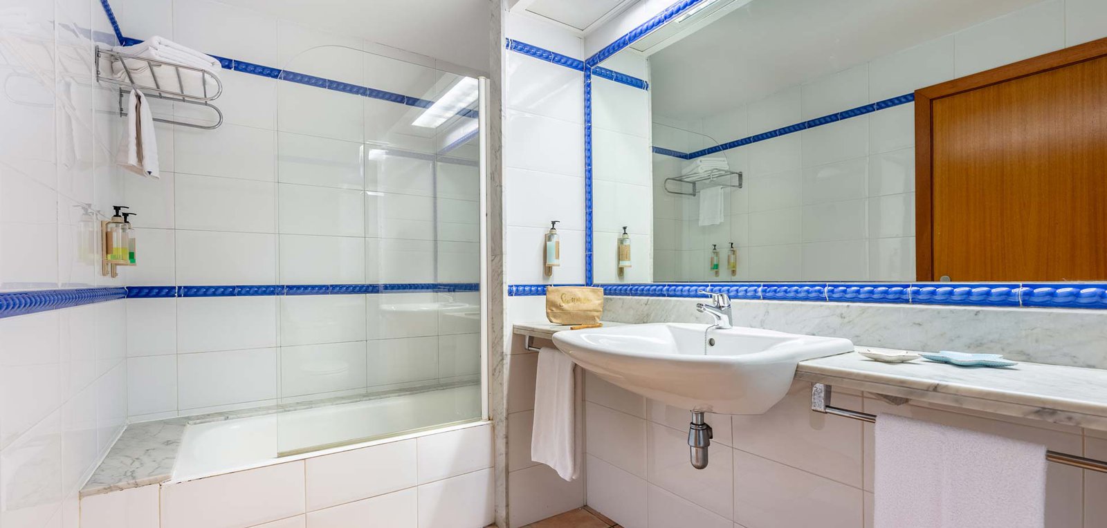 Room image Appartement met 1 slaapkamer met uitzicht op het zwembad (2/4 pax)