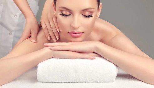 LIVE OR GIVE A SENSORY EXPERIENCE WITH OUR DELUXE TREATMENTS 