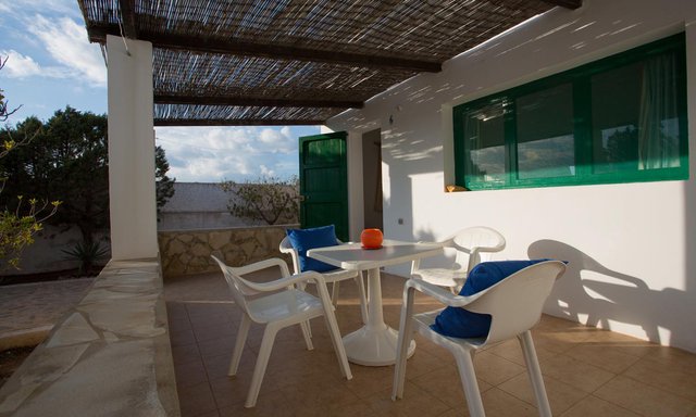 https://images.neobookings.com/hotels/formentera/punta-rasa/rooms/family-apartment-0q422ppm4p.jpg?width=600&height=400