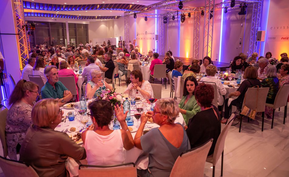 BANQUETES Y CÓCTELES 