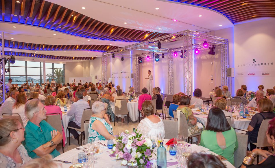 BANQUETES Y CÓCTELES 