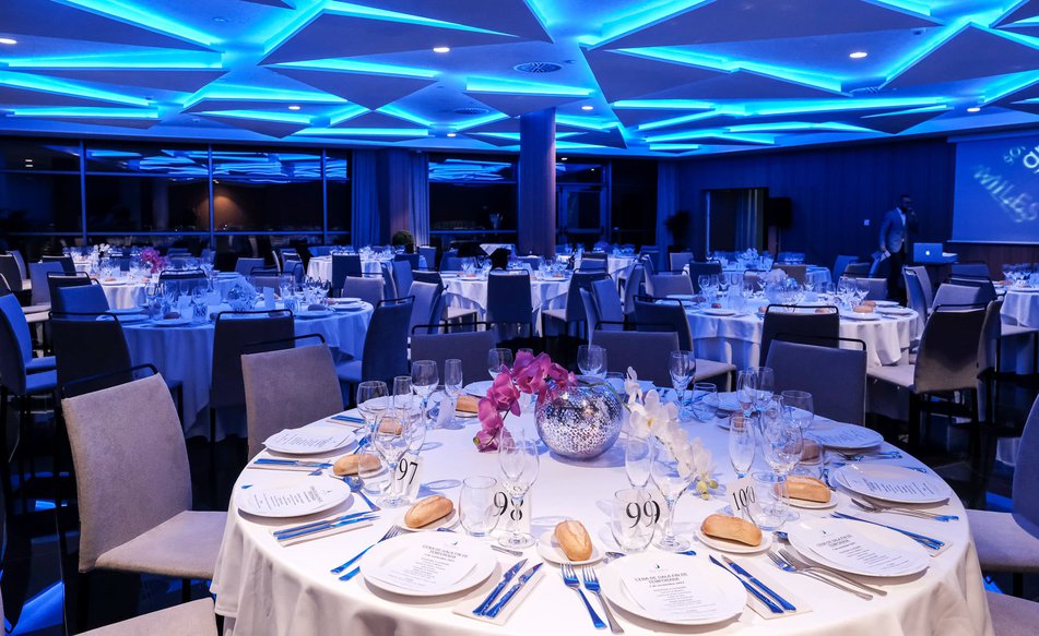 Modernas salas y espacios para eventos y convenciones en Ibiza 