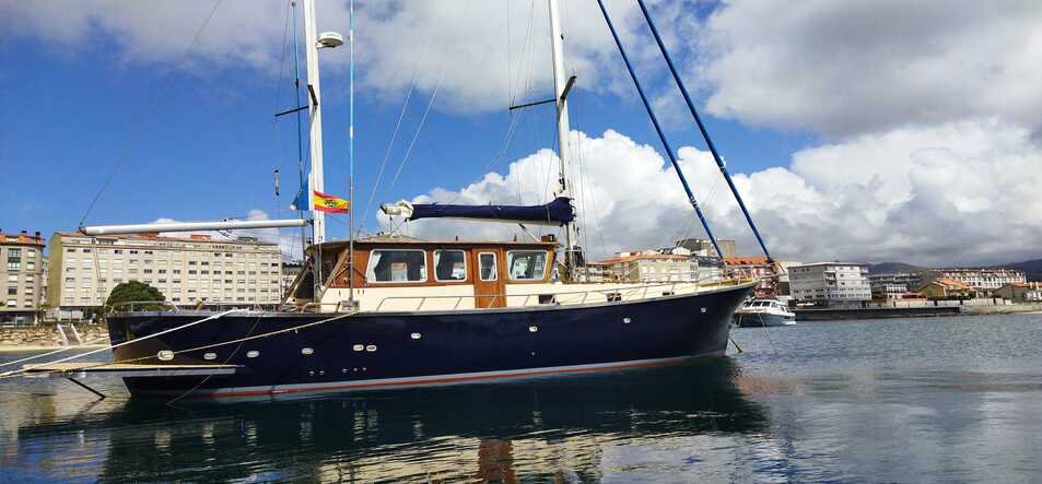 Bootsfahrten und klassisches Segelboot-4
