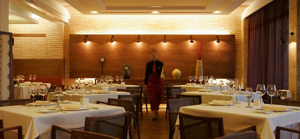 Restaurante Gourmet La Vinoteca-1