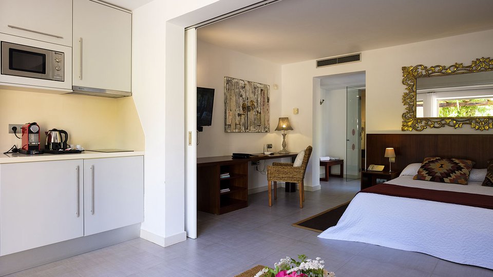 Can Lluc - Boutique Country Hotel & Villas