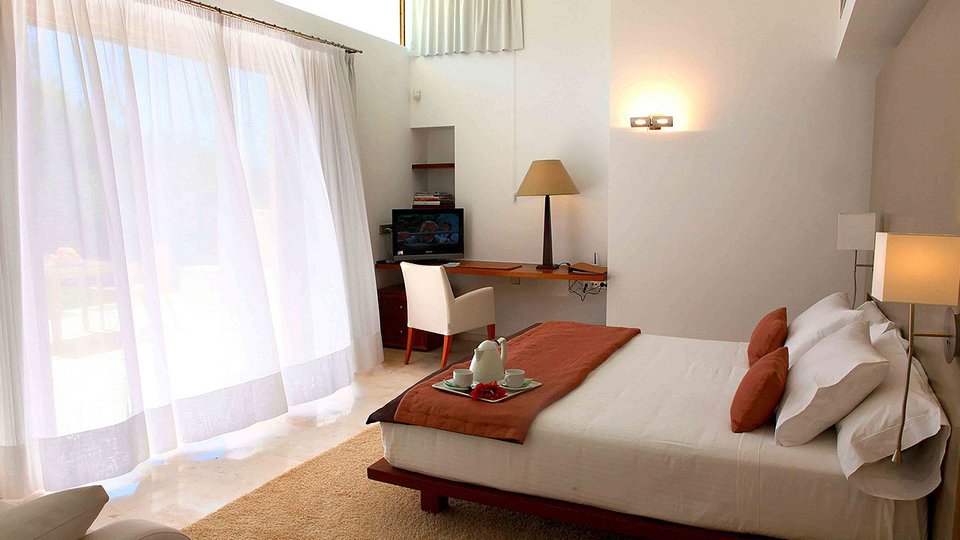 Can Lluc - Boutique Country Hotel & Villas
