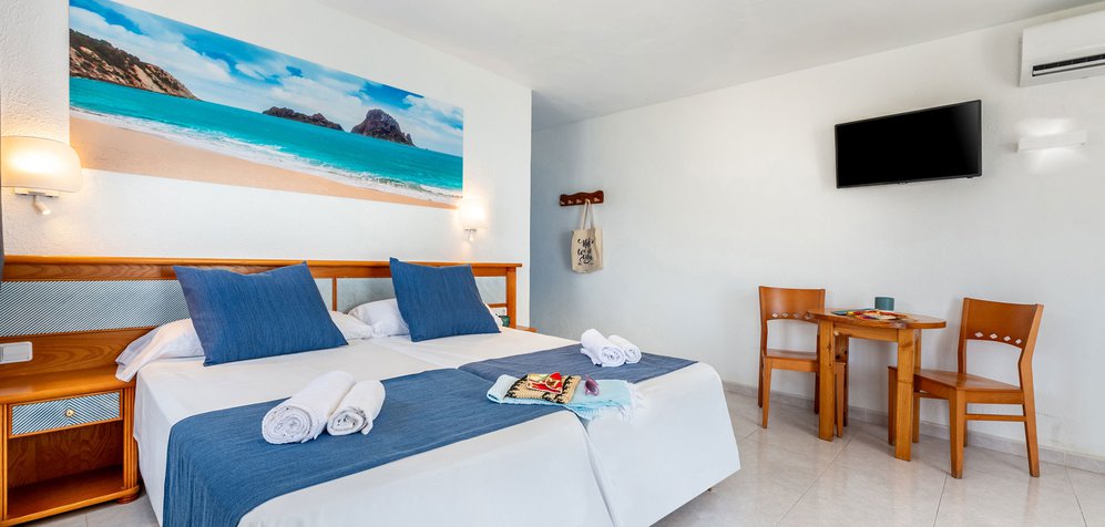 Room image Studio with Sea View (2 pax)