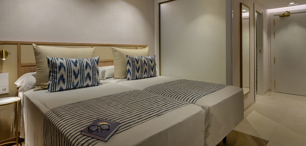 Room image Dubbelkamer met uitzicht op het zwembad