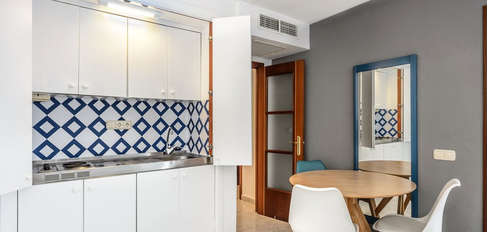 Room image 1 bedroom apartment with sea view (max 4 pax)