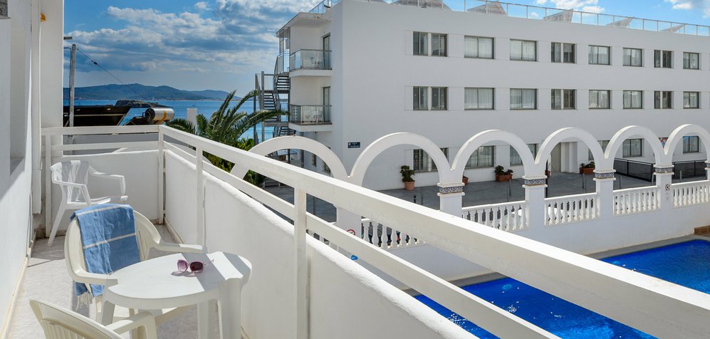 Room image Studio en uitzicht op zee