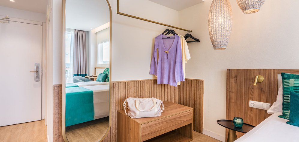 Room image Habitación Twin Superior vista mar (2 pax)