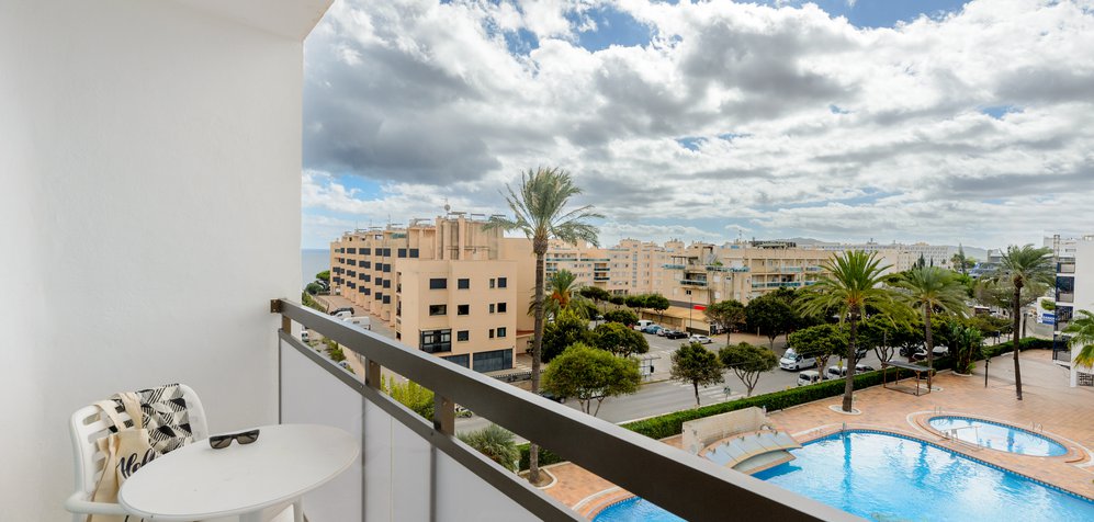Room image Dubbelkamer met uitzicht op het zwembad