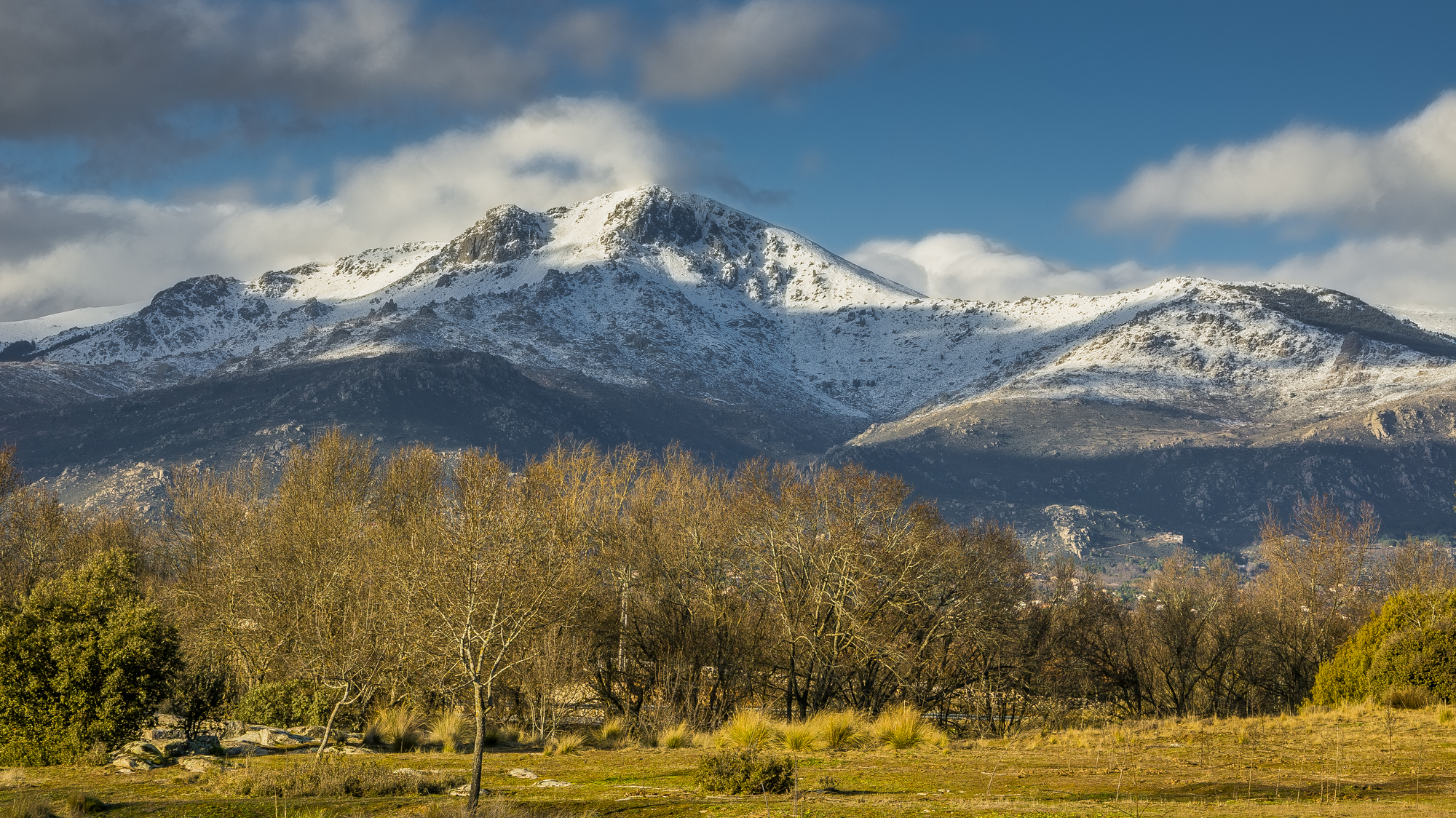 Imagen: https://images.neobookings.com/cms/aldahotels.es/section/5-destinos-tranquilos-en-el-norte-de-espana-para-desconectar/pics/5-destinos-tranquilos-en-el-norte-de-espana-para-desconectar-8gepg84e4n.jpeg