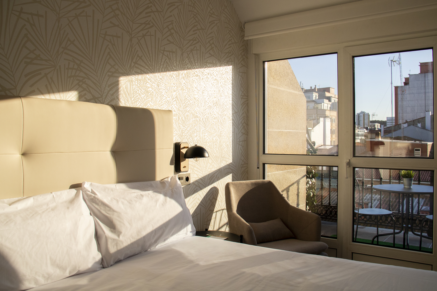 Imagen: https://images.neobookings.com/cms/aldahotels.es/section/eclipse-solar-2026-en-espana-donde-verlo/pics/eclipse-solar-2026-en-espana-donde-verlo-p5njarnq1zy142.jpeg