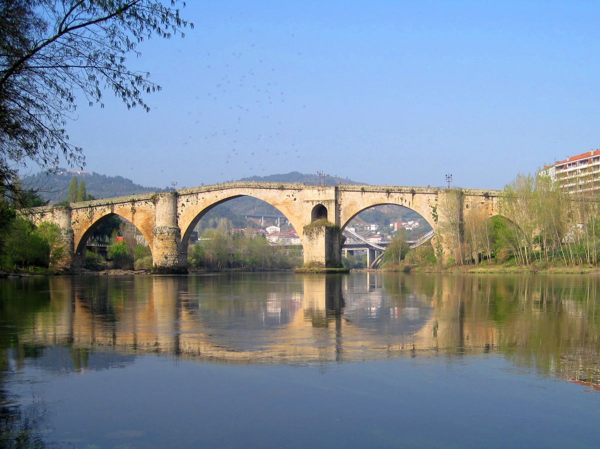 Imagen: puente -romano-ourense