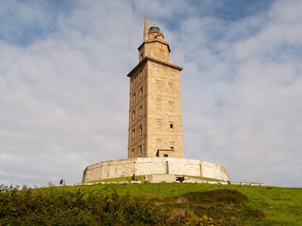 Imagen: https://images.neobookings.com/cms/aldahotels.es/section/que-ver-en-a-coruna-itinerario-para-1-2-y-3-dias/pics/que-ver-en-a-coruna-itinerario-para-1-2-y-3-dias-dmeo20mw94.jpeg