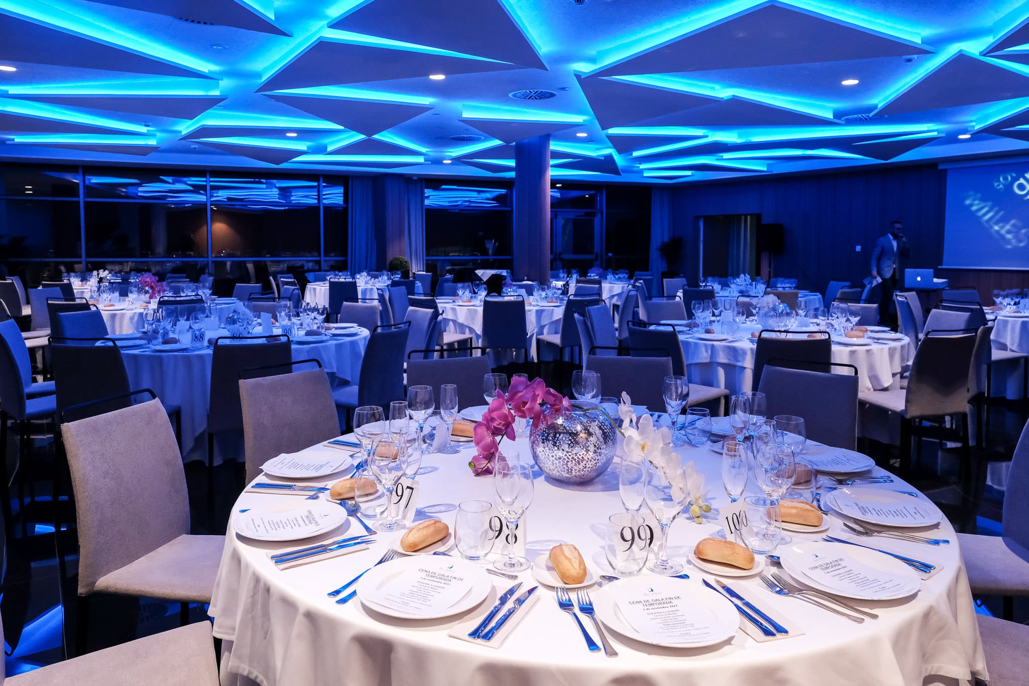 Meeting Rooms and conventions