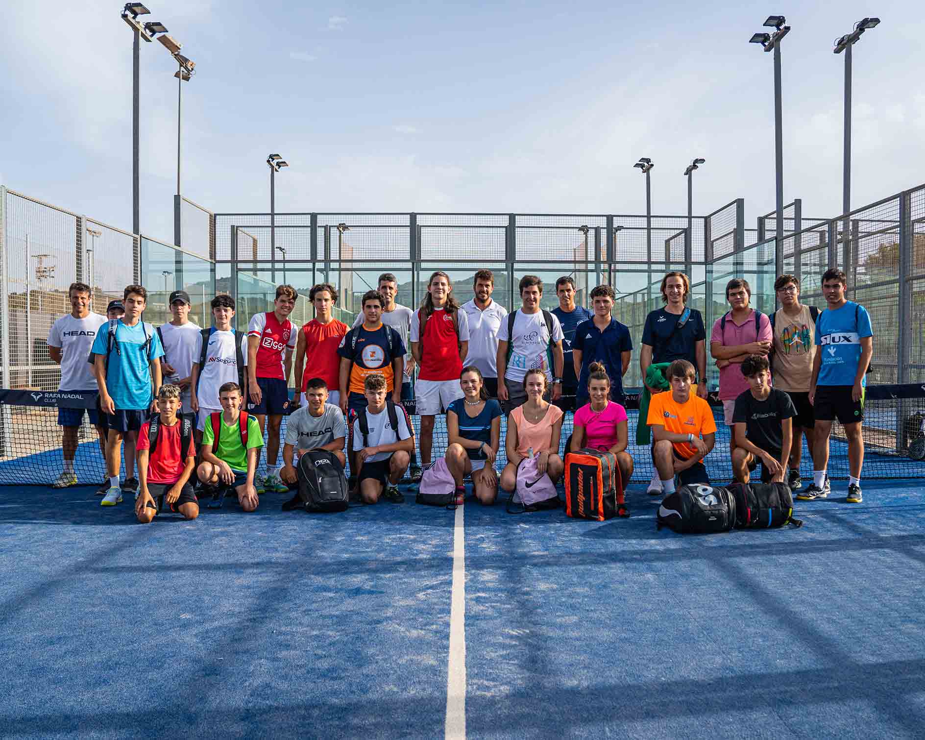El Junior Padel Camp de la FEP vuelve a la Rafa Nadal Academy by Movistar