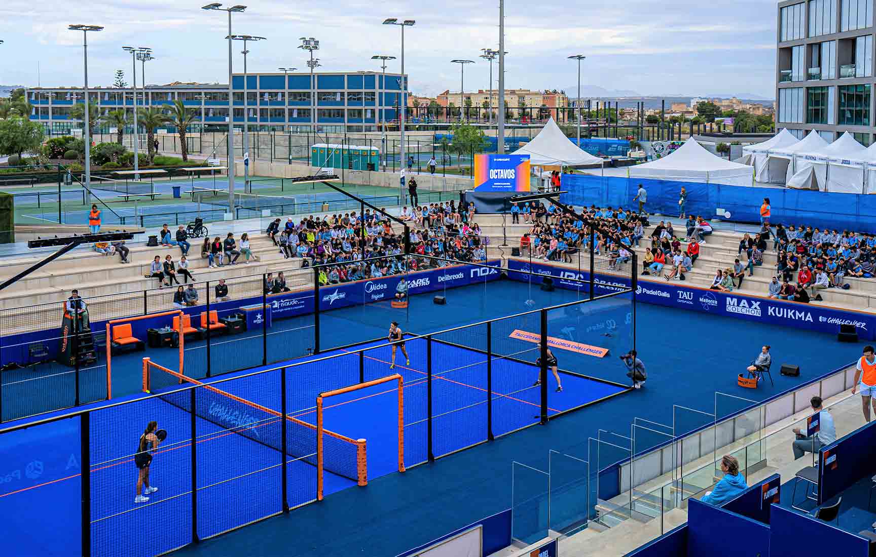 The Rafa Nadal Academy by Movistar transforms to host the TAU Cerámica Mallorca Challenger
