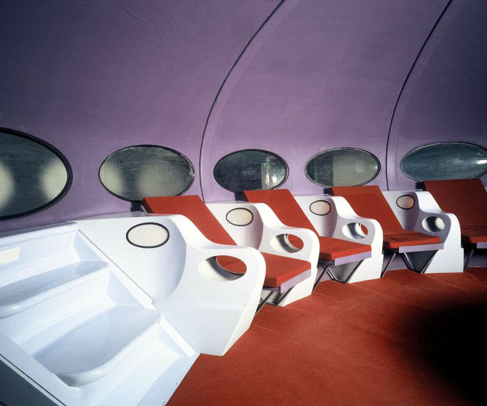 Imagen: https://images.neobookings.com/cms/theconcepthotels.com/section/futuro-houses/pics/futuro-houses-38lxp94wg7.jpeg