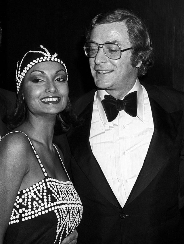 Imagen: Michael Caine y Shakira Baksh