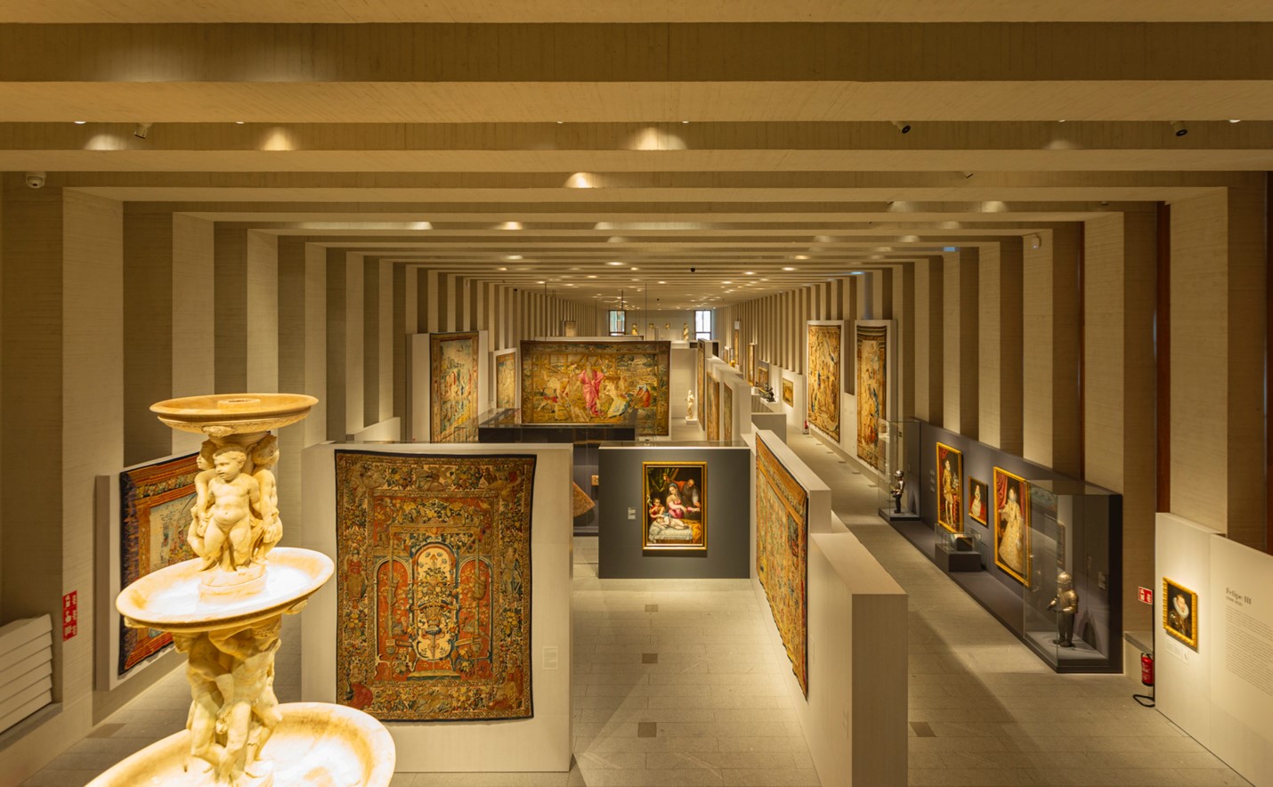 Imagen: https://images.neobookings.com/cms/umusic-hotels.com/section/a-new-cultural-landmark-in-madrid/pics/a-new-cultural-landmark-in-madrid-38lxpxpwg7.jpeg