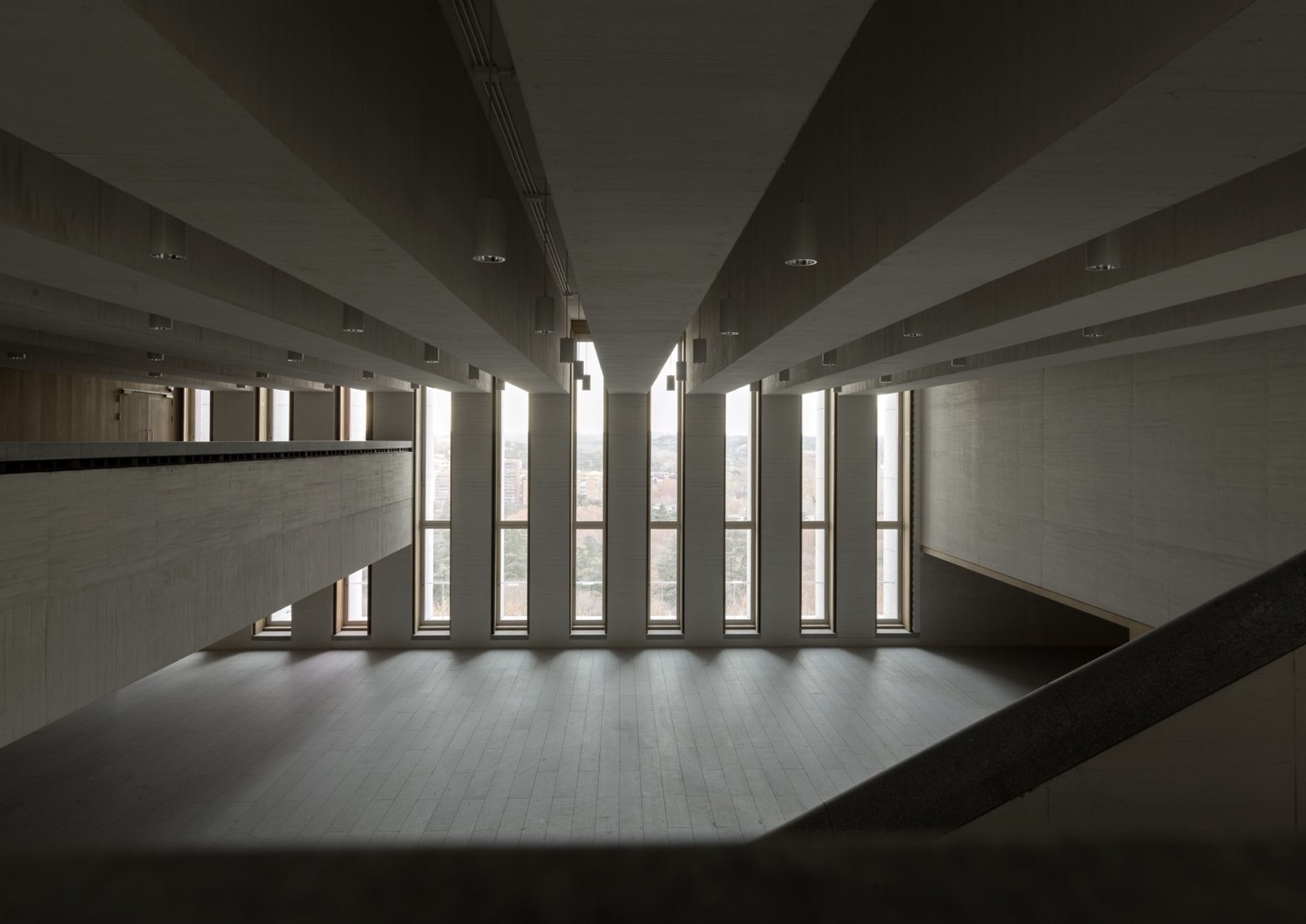 Imagen: https://images.neobookings.com/cms/umusic-hotels.com/section/a-new-cultural-landmark-in-madrid/pics/a-new-cultural-landmark-in-madrid-now2n1vw36.jpeg