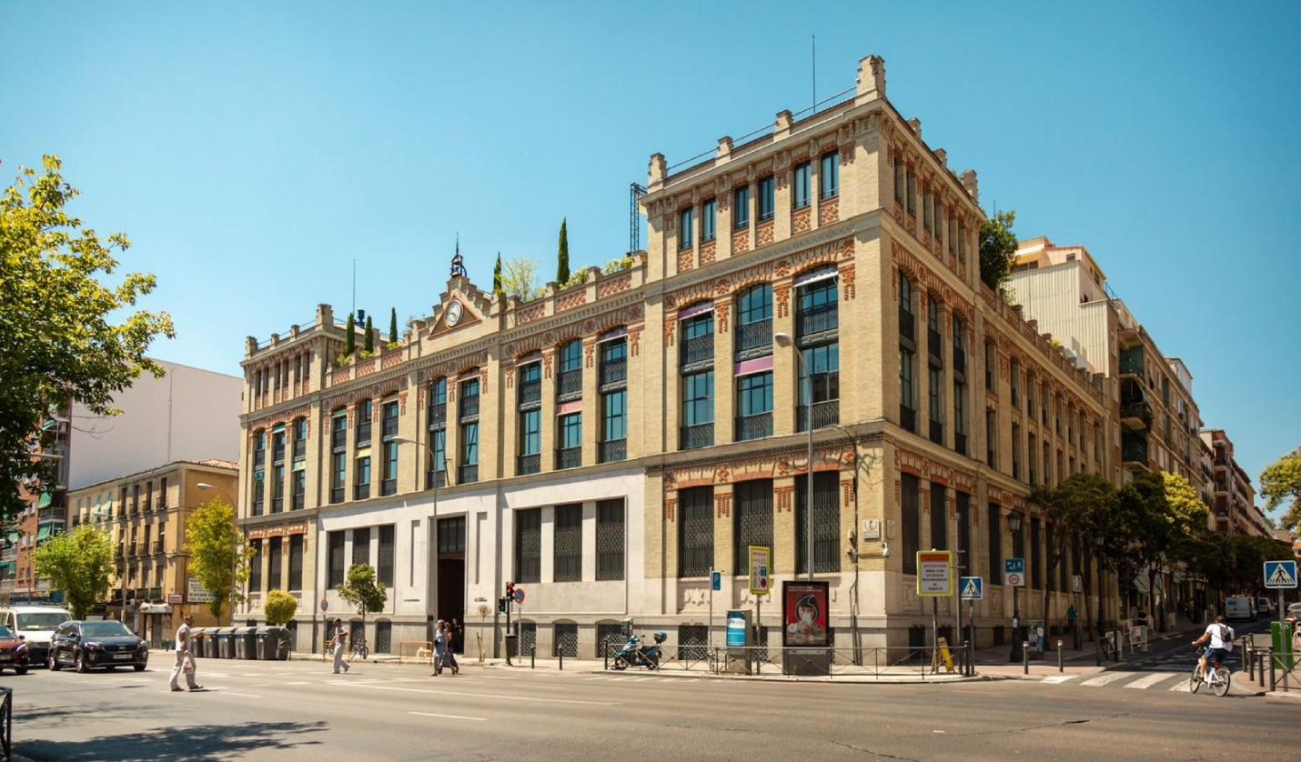 Imagen: https://images.neobookings.com/cms/umusic-hotels.com/section/madrids-creativity-and-culture/pics/madrids-creativity-and-culture-r0lgn5zw4m.png