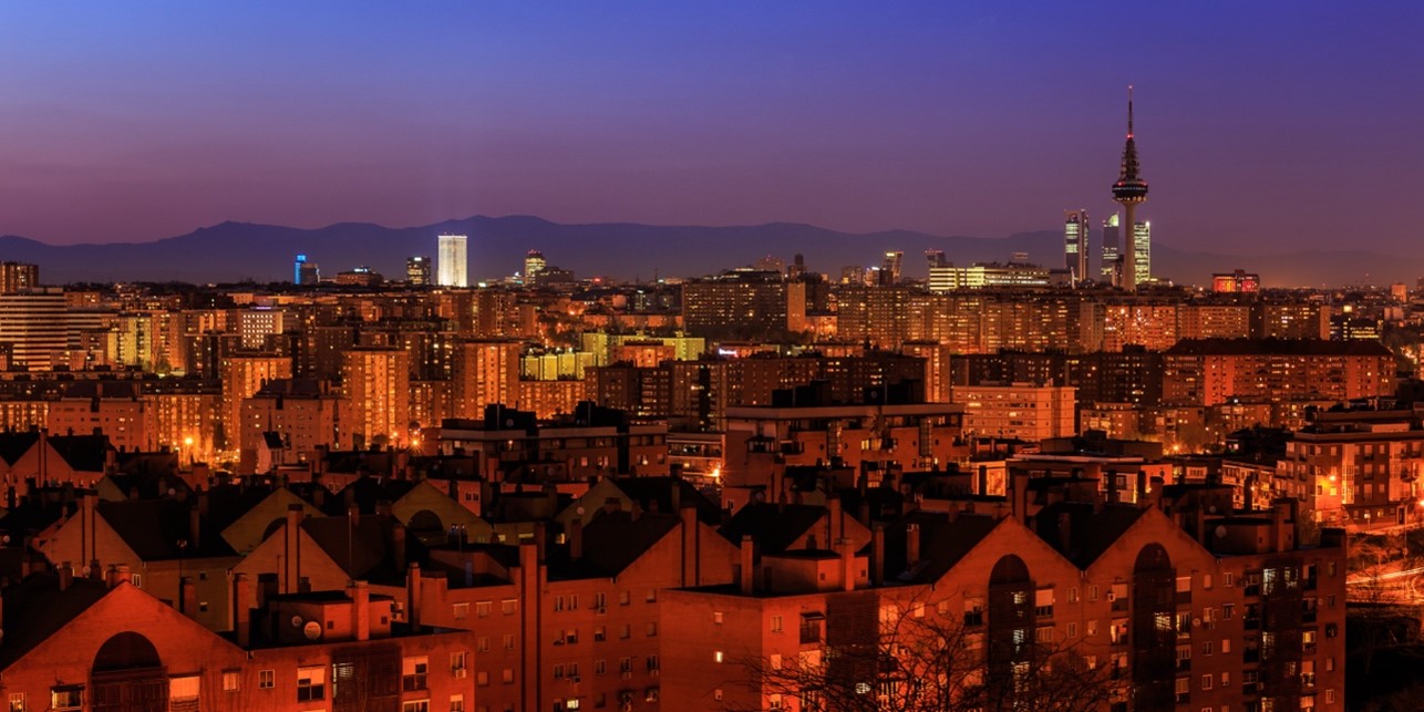 Imagen: https://images.neobookings.com/cms/umusic-hotels.com/section/uncover-the-b-side-of-spain-madrids-alternative-attractions/pics/uncover-the-b-side-of-spain-madrids-alternative-attractions-6kzl194e3x.jpeg